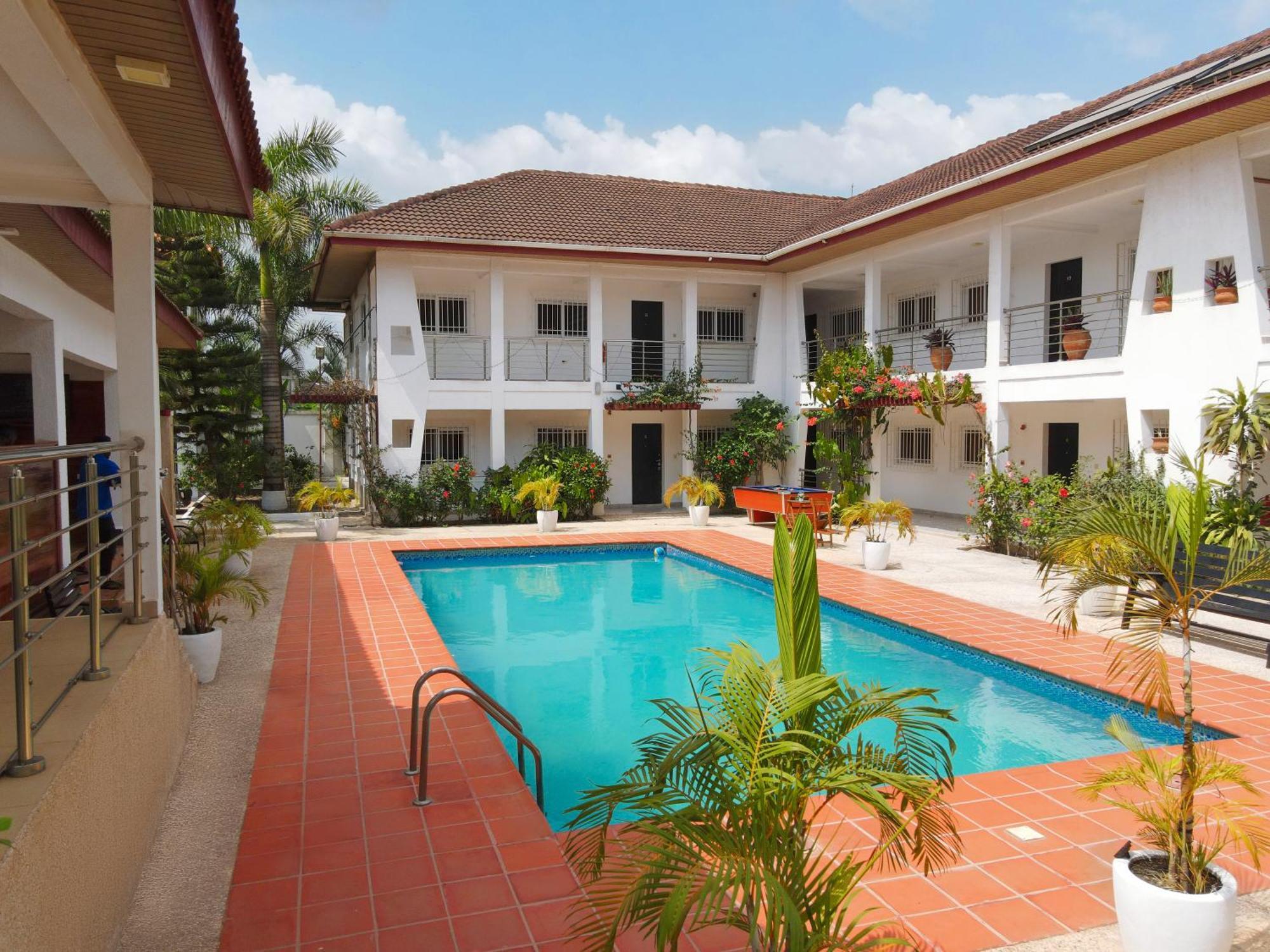 Bragha Apartments And Hotel Sekondi-Takoradi Exterior foto