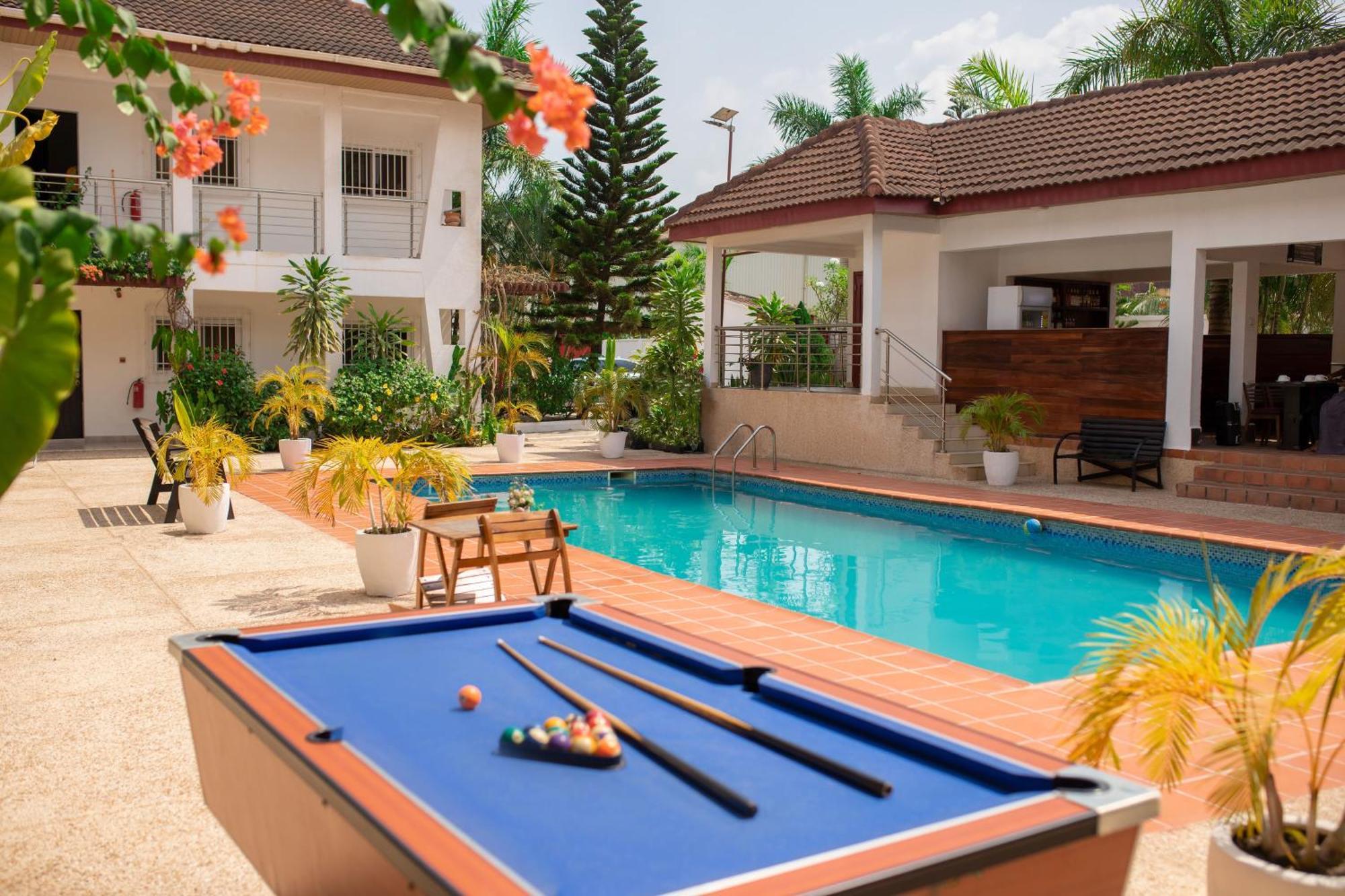 Bragha Apartments And Hotel Sekondi-Takoradi Exterior foto